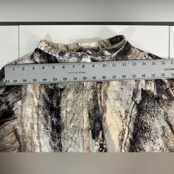M & Co Sheer High Low Top Sheath Snake Blouse SZ Large NEW - Picture 13 of 14